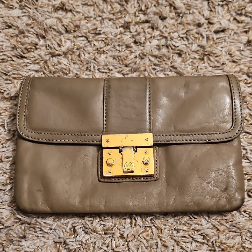 **Project Bag** Tory Burch Norah Flap Envelope Clutch